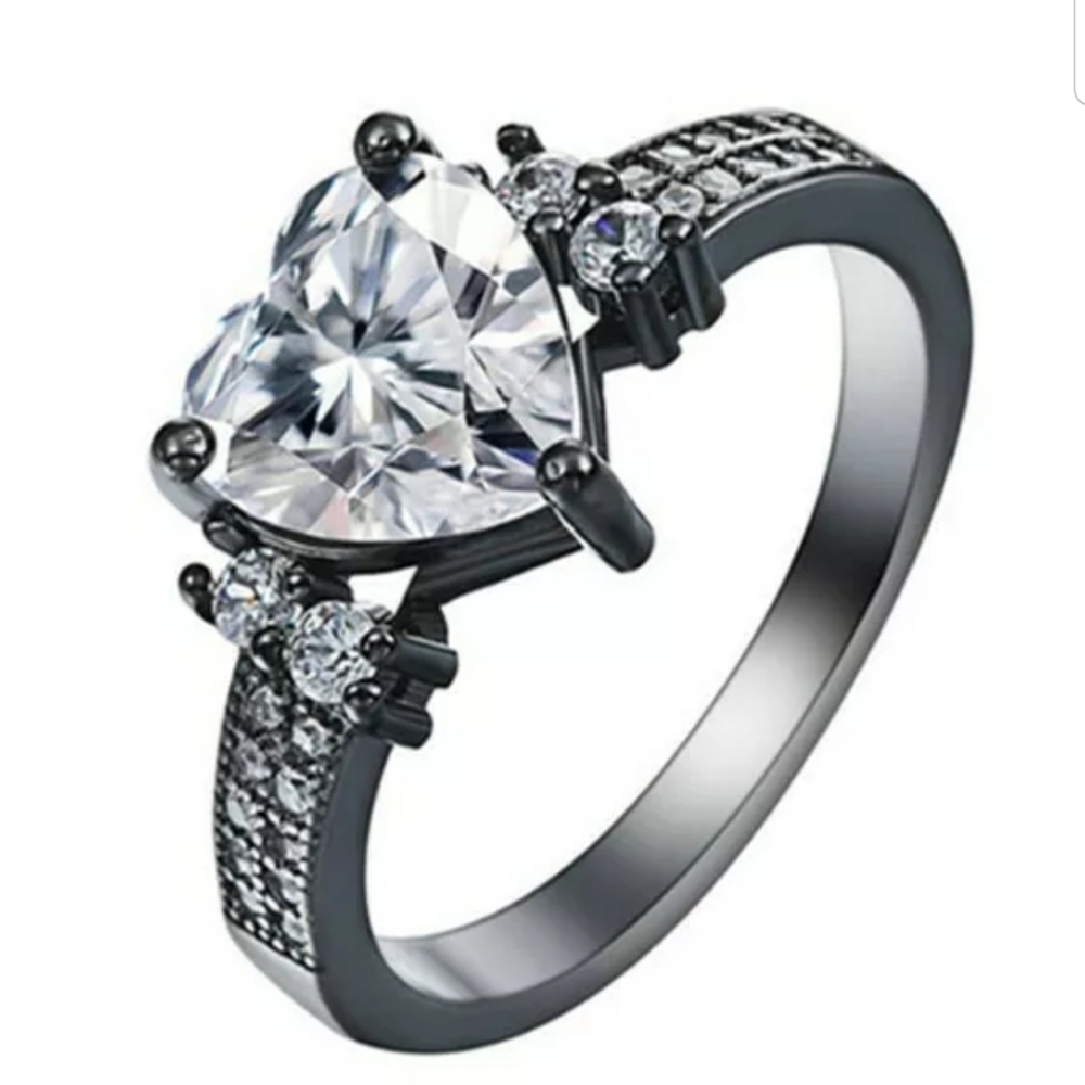 NEW Black Gold Plated White Sapphire Romantic Ring